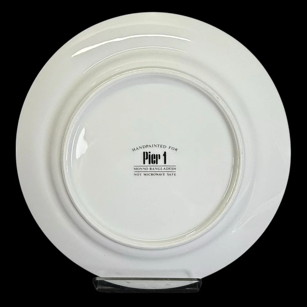 PIER 1 Gold Rim White 7.5